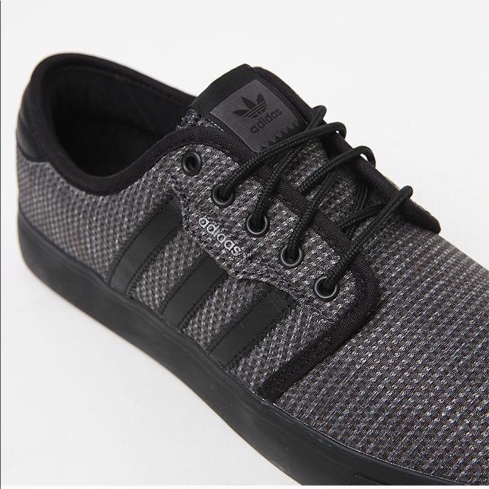 Adidas Seeley